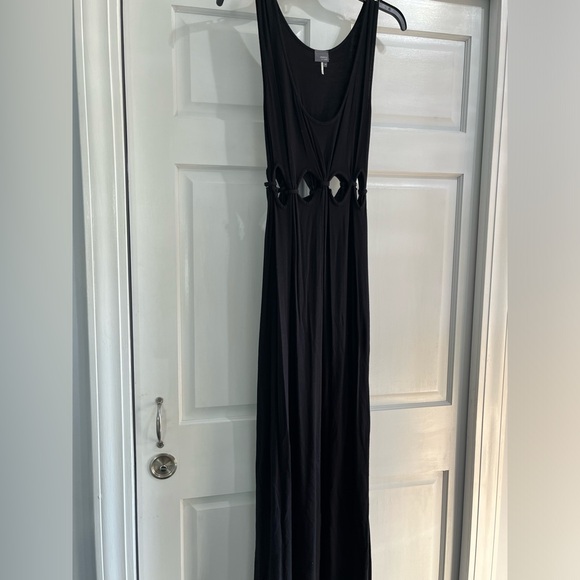 Urban Outfitters Black Maxi Dress with Midriff Cut Out - Picture 2 of 3